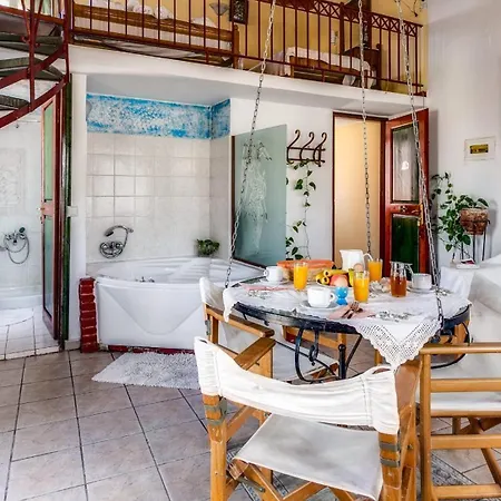 Ifigenia Lux Maisonette In Oldtown And In Theriso Vilage 14 Km Outside Of Chania ハニア