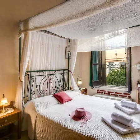 アパート Ifigenia Lux Maisonette In Oldtown And In Theriso Vilage 14 Km Outside Of Chania