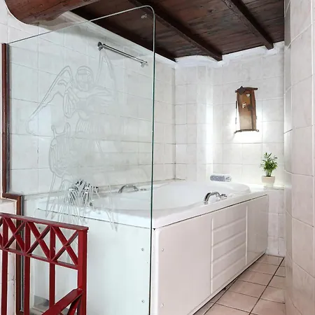 Ifigenia Lux Maisonette In Oldtown And In Theriso Vilage 14 Km Outside Of Chania *