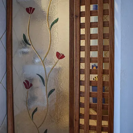 Ifigenia Lux Maisonette In Oldtown And In Theriso Vilage 14 Km Outside Of Chania ハニア