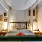 Ifigenia Lux Maisonette In Oldtown And In Theriso Vilage 14 Km Outside Of Chania חאניה