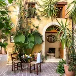 דירה Ifigenia Lux Maisonette In Oldtown And In Theriso Vilage 14 Km Outside Of Chania *