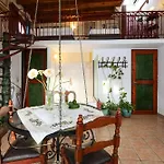 Ifigenia Lux Maisonette In Oldtown And In Theriso Vilage 14 Km Outside Of Chania דירה *