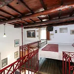 Daire Ifigenia Lux Maisonette In Oldtown And In Theriso Vilage 14 Km Outside Of Chania