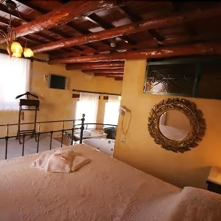 Ifigenia Lux Maisonette In Oldtown And In Theriso Vilage 14 Km Outside Of Chania *