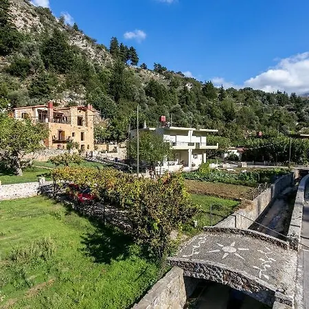 Ifigenia Lux Maisonette In Oldtown And In Theriso Vilage 14 Km Outside Of Chania Apartman