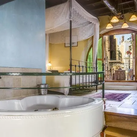 Ifigenia Lux Maisonette In Oldtown And In Theriso Vilage 14 Km Outside Of Chania Appartamento