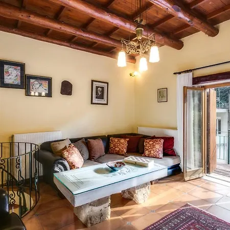 Ifigenia Lux Maisonette In Oldtown And In Theriso Vilage 14 Km Outside Of Chania Apartment *