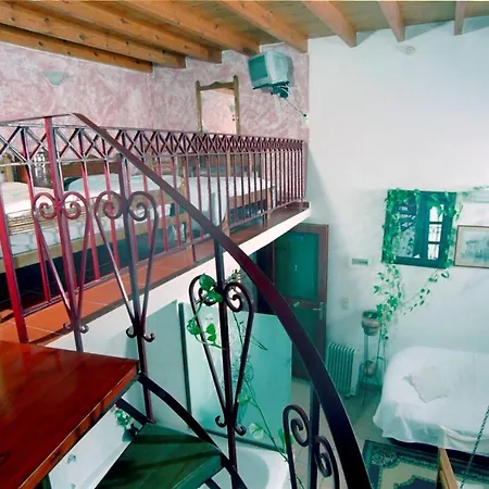 Apartment Ifigenia Lux Maisonette In Oldtown And In Theriso Vilage 14 Km Outside Of Chania Chania (Crete)
