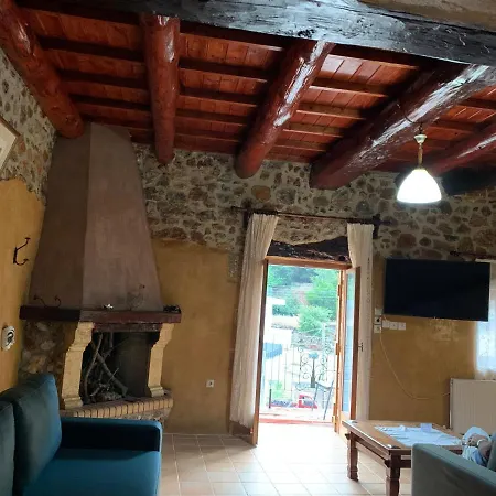 Apartment Ifigenia Lux Maisonette In Oldtown And In Theriso Vilage 14 Km Outside Of Chania
