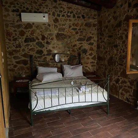 Ifigenia Lux Maisonette In Oldtown And In Theriso Vilage 14 Km Outside Of Chania Apartment Chania (Crete)