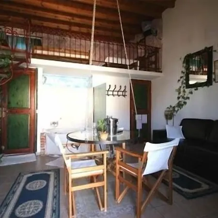 Ifigenia Lux Maisonette In Oldtown And In Theriso Vilage 14 Km Outside Of Chania شقة