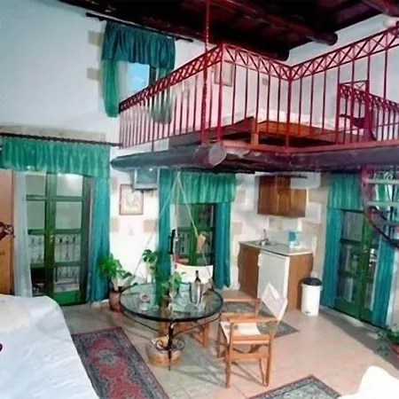 Διαμέρισμα Ifigenia Lux Maisonette In Oldtown And In Theriso Vilage 14 Km Outside Of Chania Χανιά