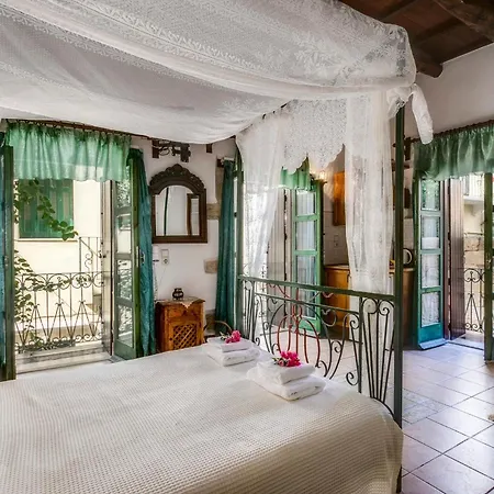 Ifigenia Lux Maisonette In Oldtown And In Theriso Vilage 14 Km Outside Of Chania خانيا