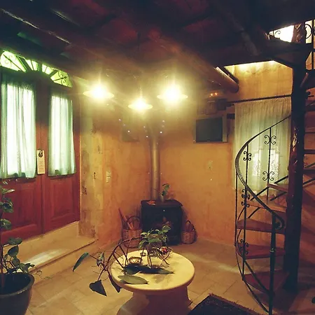 Ifigenia Lux Maisonette In Oldtown And In Theriso Vilage 14 Km Outside Of Chania *