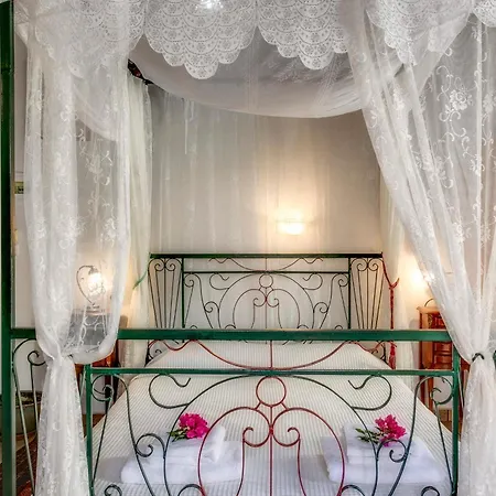 Ifigenia Lux Maisonette In Oldtown And In Theriso Vilage 14 Km Outside Of Chania Apartamento *