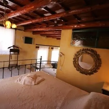 Apartamento Ifigenia Lux Maisonette In Oldtown And In Theriso Vilage 14 Km Outside Of Chania