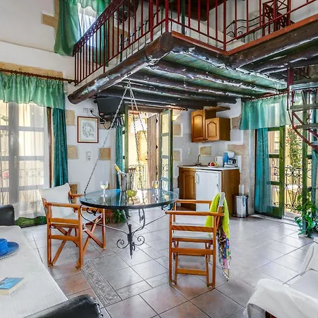 アパート Ifigenia Lux Maisonette In Oldtown And In Theriso Vilage 14 Km Outside Of Chania